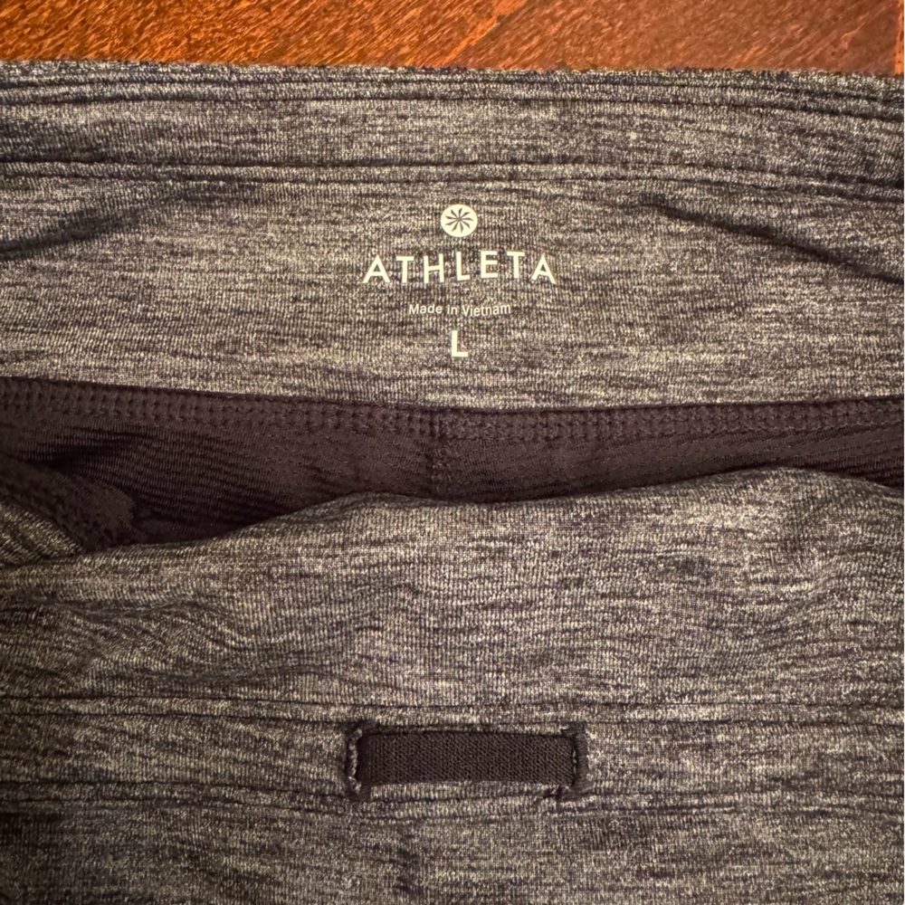 Athleta Excursion Skort - Picture 4 of 11